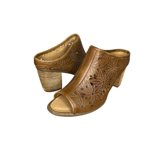 Josef Seibel Leather Open Toe Mules Size 37/6 Floral Cutout Design Stacked Heel - Picture 2 of 9